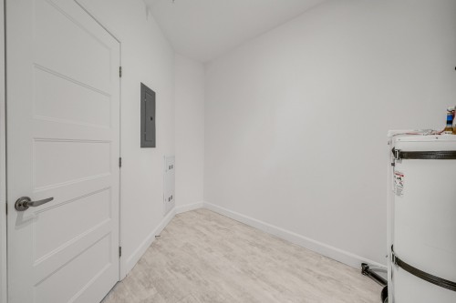 Laundry - 106-1600 Rue Mozart, Lévis (Desjardins), QC - Indoor Photo Showing Other Room