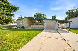 100 Lake Park DR  Winnipeg, MB R2J 3A8
