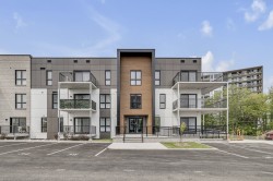 205-1620 Rue Mozart Lévis (Desjardins), QC G6Y 0M6