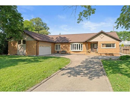 3740 Ouellette, Windsor, ON - Outdoor