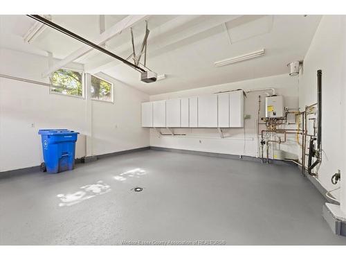3740 Ouellette, Windsor, ON - Indoor Photo Showing Garage