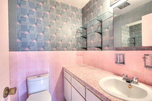 Salle de bains attenante à la CCP - 854  - 856 Av. De Dorset, Laval (Chomedey), QC - Indoor Photo Showing Bathroom