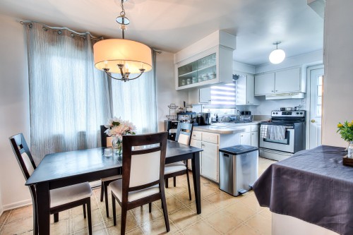 Coin-repas - 854  - 856 Av. De Dorset, Laval (Chomedey), QC - Indoor Photo Showing Dining Room