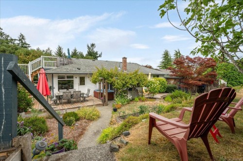 6223 Icarus Dr, Nanaimo, BC 