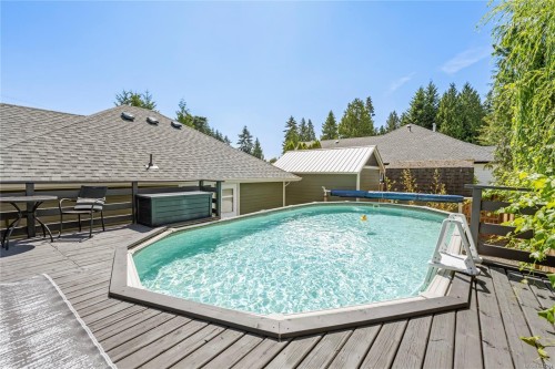 2071 Saras Way, Nanaimo, BC 