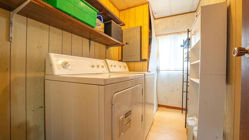 4956 Burns Avenue, Canal Flats, BC 