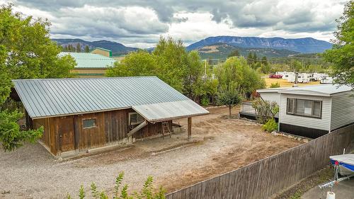 4956 Burns Avenue, Canal Flats, BC 