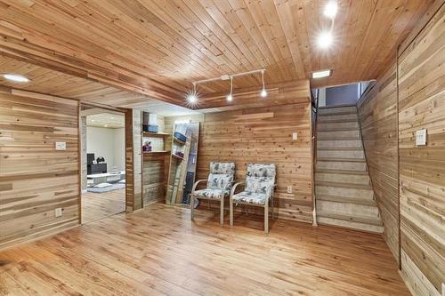 82 Linacre Rd, Winnipeg, MB - Indoor Photo Showing Other Room