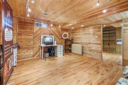 82 Linacre Rd, Winnipeg, MB - Indoor Photo Showing Other Room