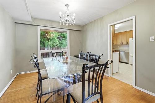 82 Linacre Rd, Winnipeg, MB - Indoor Photo Showing Dining Room