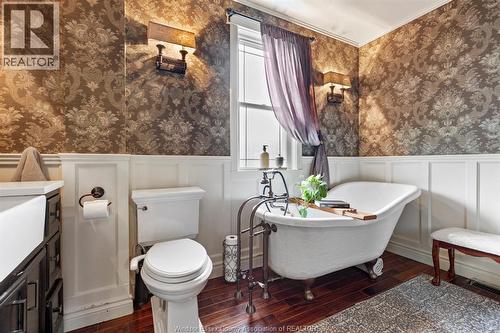 2079 Verdun, Windsor, ON - Indoor