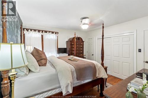 2079 Verdun, Windsor, ON - Indoor Photo Showing Bedroom