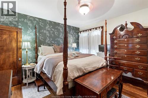 2079 Verdun, Windsor, ON - Indoor Photo Showing Bedroom