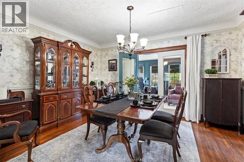 2079 Verdun, Windsor, ON - Indoor Photo Showing Dining Room