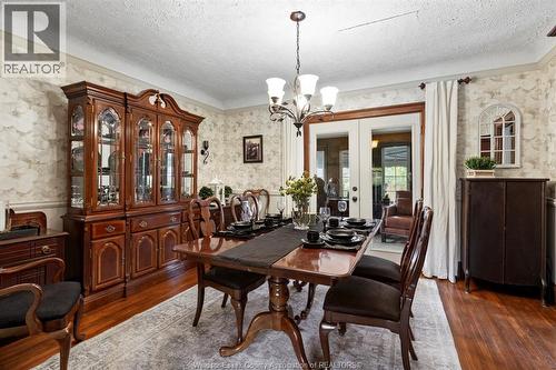 2079 Verdun, Windsor, ON - Indoor Photo Showing Dining Room