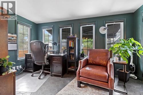 2079 Verdun, Windsor, ON - Indoor
