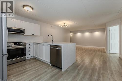 2035 Appleby Line Unit# 101, Burlington, ON - Indoor Photo Showing Kitchen