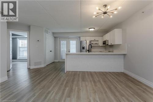 2035 Appleby Line Unit# 101, Burlington, ON - Indoor Photo Showing Kitchen