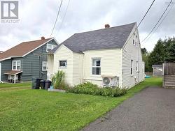 32 Poplar Street  Amherst, NS B4H 1L7
