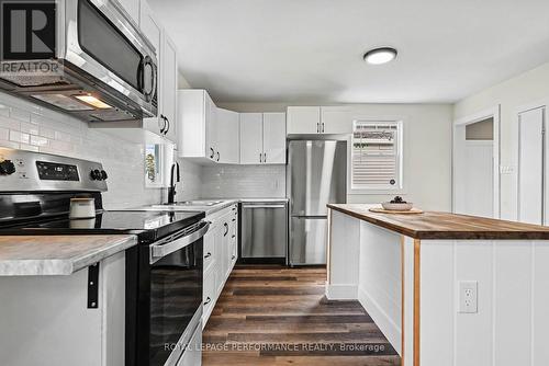 1008 Second Street E, Cornwall, ON - Indoor Photo Showing Kitchen With Upgraded Kitchen