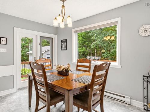 47 Stone Mount Drive, Lower Sackville, NS - Indoor Photo Showing Dining Room