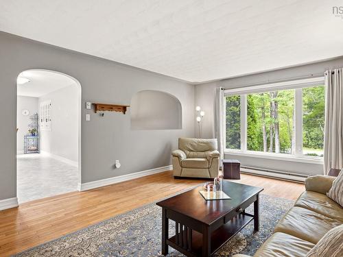 47 Stone Mount Drive, Lower Sackville, NS - Indoor Photo Showing Living Room