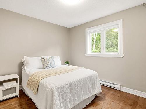 47 Stone Mount Drive, Lower Sackville, NS - Indoor Photo Showing Bedroom