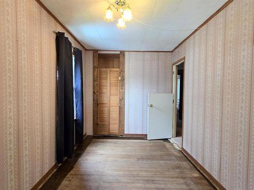 32 Poplar Street, Amherst, NS - Indoor Photo Showing Other Room