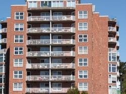 205 89 Waterfront Drive Bedford, NS B4A 4K4