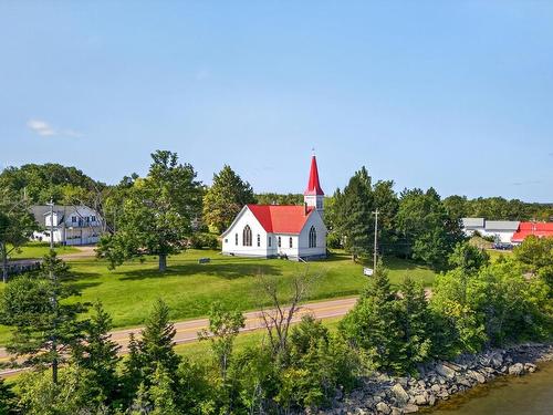 13968 Highway 6, Wallace, NS 