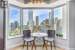2307 - 155 YORKVILLE AVENUE Toronto, ON M5R 1C4
