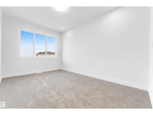 13136 187 Av Nw, Edmonton, AB - Indoor Photo Showing Other Room