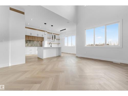 13136 187 Av Nw, Edmonton, AB - Indoor Photo Showing Kitchen