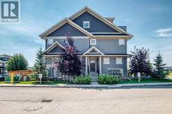 428 Cranbrook Square SE  Calgary, AB T3M 3K9