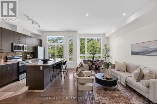 3652 Downpatrick Road, Ottawa, ON - Indoor