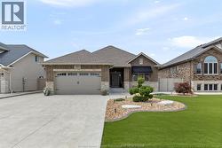 1360 LEGENDS LANE Lakeshore, ON N8L 0T3