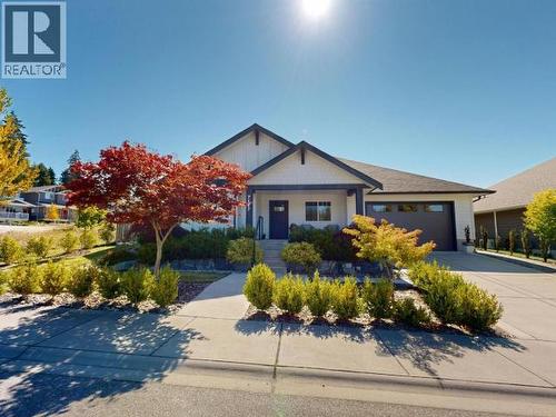 7117 Edgehill Crescent, Powell River, BC - Outdoor With Facade