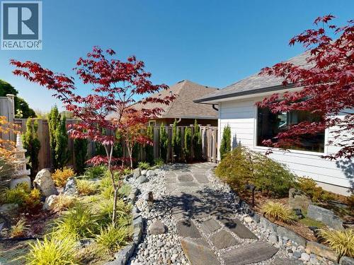 7117 Edgehill Crescent, Powell River, BC - Outdoor