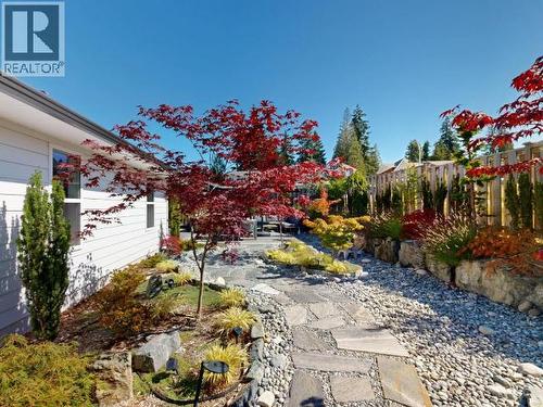 7117 Edgehill Crescent, Powell River, BC - Outdoor