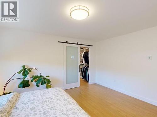 7117 Edgehill Crescent, Powell River, BC - Indoor Photo Showing Bedroom