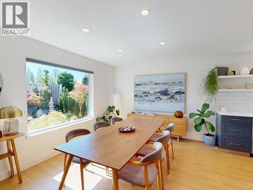 7117 Edgehill Crescent, Powell River, BC - Indoor