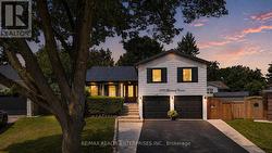 1873 BRIARCROOK CRESCENT  Mississauga, ON L4Y 1X3