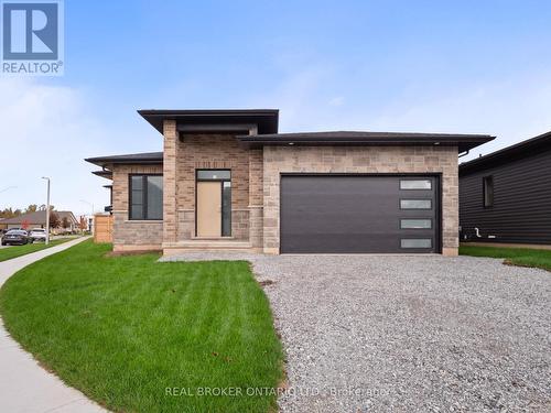 118 WILLOWBROOK DRIVE  Welland (West Welland), ON L3C 0G2