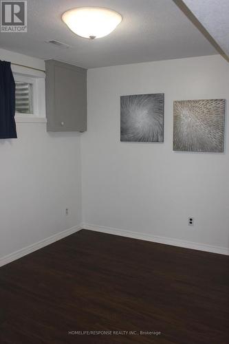 LOWER - 20 NOOTKA CRESCENT , Toronto, Ontario M2H 2X6 5