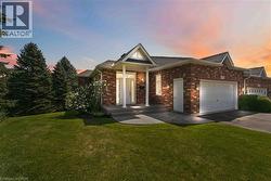 2182 STONEHAVEN Avenue Niagara Falls, ON L2J 4K2