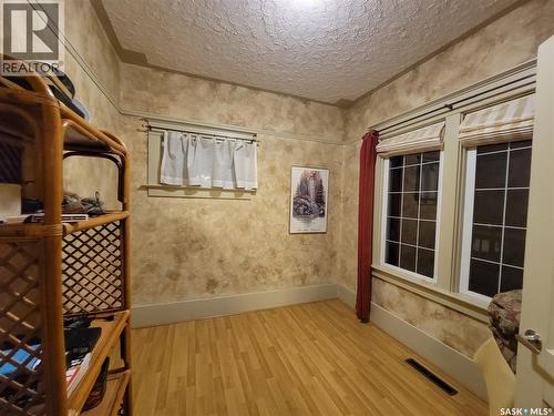 560 4Th Avenue E, Unity, SK - Indoor Photo Showing Other Room