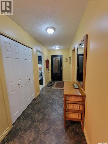 560 4Th Avenue E, Unity, SK - Indoor Photo Showing Other Room