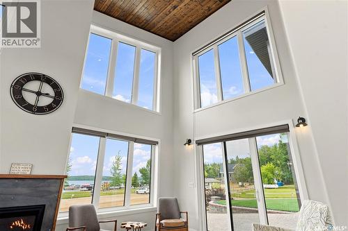 5000 Lakeside Road, Marean Lake, SK - Indoor With Fireplace
