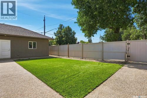 321 110Th Street W, Saskatoon, SK - Outdoor