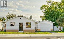 316 2nd AVENUE W  Biggar, SK S0K 0M0